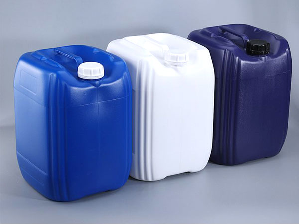 Sự khác biệt giữa đúc thổi và đúc phun